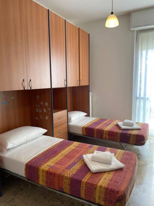 Iris Hosting Appartamenti Per Famiglie Favaro Veneto Exterior foto